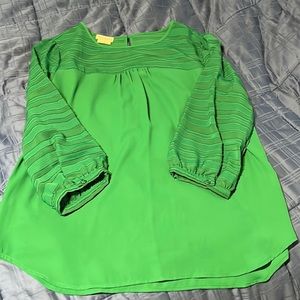 Van Heusen dressy top. Pure green. Size medium